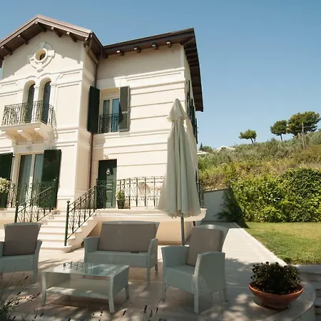 Qui Dove Il Mare Luccica Villa Vasto